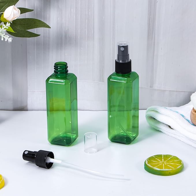 Yebeauty Spray Bottles for Essential Oils, 3.4oz Refillable Plastic Misting Spray Bottle Empty Atomizer Fine Mist Spray Bottle for Beauty Products Cleaning, 2 Pack Green