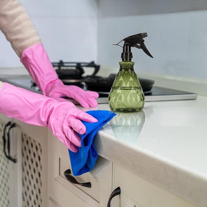 2 Pcs Spray Bottles, 500 ml/17 oz Empty Water Spray Bottles, Plastic Reusable Adjustable Mist Sprayer Squirt Bottles Containers Refillable for Cleaning Solutions, Gardening, Plants