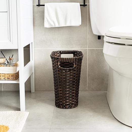 GRANNY SAYS Wicker Trash Can, Bathroom Trash Can with Handles, Wicker Waste Basket for Bathroom, Waste Basket for Bedroom, Decorative Wicker Wastebasket, 19 Liters/5 Gallons, 1-Pack Dark Brown