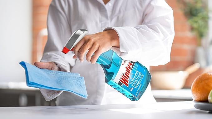 SC Johnson Windex Original Glass Cleaner, Fresh Scent, 32 oz Spray Bottle, 4/Carton (327171)
