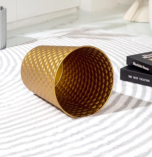 Small Metal Trash Can Wastebasket, Decorative Honeycomb Garbage Can Waste Basket, Modern Farmhouse Round Trash Bin for Bathroom, Bedroom, Kitchen and Office (Gold)
