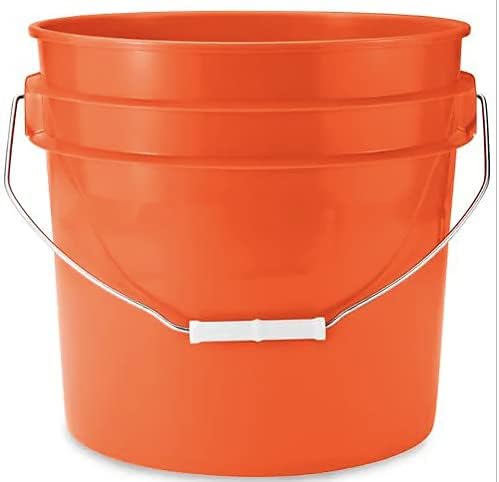 House Naturals Food Grade Plastic Buckets 7, 5, 3.5, 2 Gallon (Pack of 4) with lids Container- BPA Free