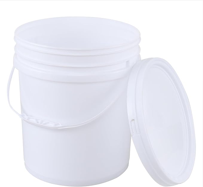 7 Gallon Round Food Grade Bucket with Handle, White Plastic Pail with Lid, 4 Packs