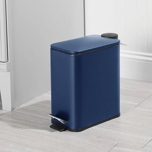 mDesign Rectangular Pedal Bin – 5 L Metal Waste Bin with Pedal, Lid and Plastic Bucket Insert – Household Rubbish Bin for Bathroom, Kitchen and Office – Navy