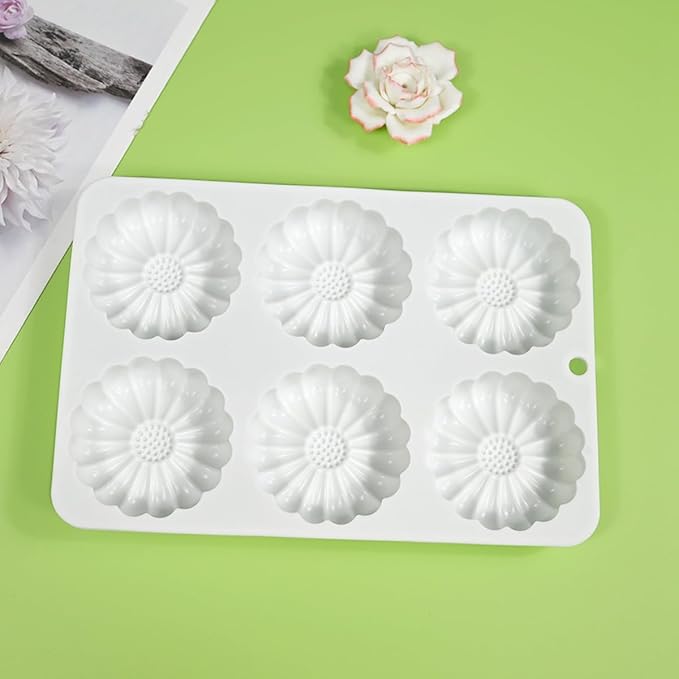 TUKE Silicone Chocolate Candy Molds Non-stick Daisy Flower Silicone Baking Mold BPA Free, Gummy Molds Silicone Candy Mold For Chocolate Cake Jelly Pudding Handmade Soap Mould (Daisy Flower L)