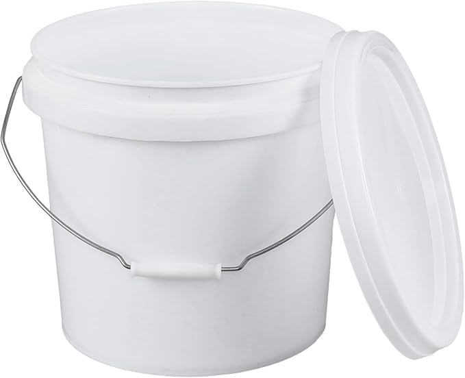 White Pails and Lids, Heavy Duty Plastic Buckets for Storage (4 Gallon, 4 Pack)