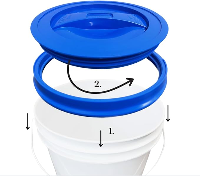 House Naturals Plastic Bucket with Screw on Lid - Food Grade 2 Gallon Container - Made in USA (Pack of 5)