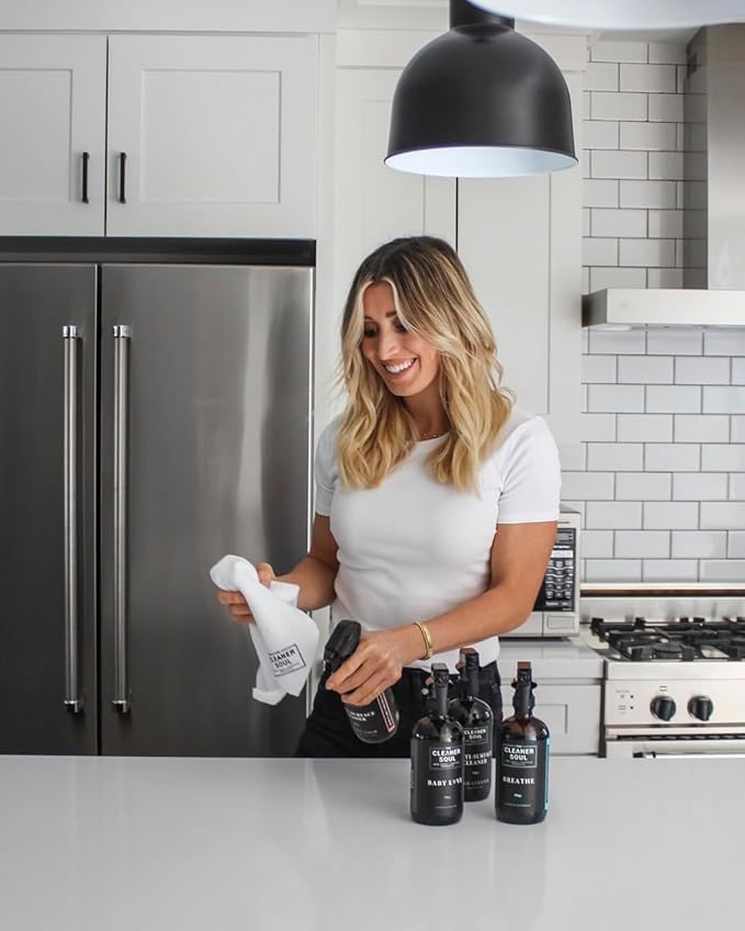 Non-Toxic Multi Purpose Cleaner, Natural Cleaning Spray, Luxurious Refillable Glass Bottle, Essential Oil Fragrance, Safe for All Surfaces, Safe for Animals and Pets, Safe for Humans (Lavender Love)