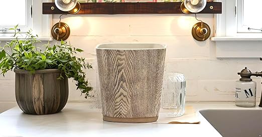 Hymmah Bathroom Trash Can 1.8 Gallon(7 Liter) Small Kitchen Garbage Can,Decor Wastebasket for Bedroom Office,Resin Hand-Carved