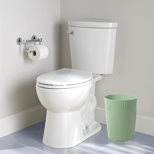 UUJOLY Small Trash Can Wastebasket Garbage Can Container Bins for Bathrooms,Bedroom Room, Kitchens, Offices, Kids Rooms, Dorms, 3 Pack, Green