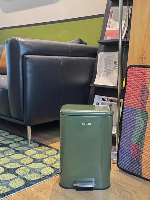 Kitchen Bathroom Trash Can - Stainless Steel Garbage Cans with Foot Pedal, Recycling Bin with Lid for Office Bathroom Decor (Green, 13 Liter / 3.5 Gallon)