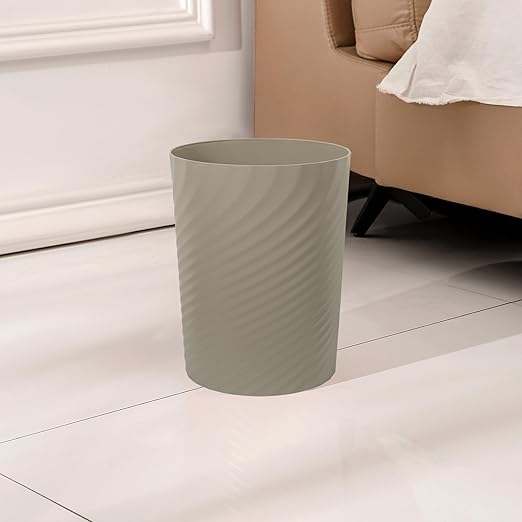 UUJOLY Plastic Small Trash Can Wastebasket, Garbage Container Basket for Bathrooms, Laundry Room, Kitchens, Offices, Kids Rooms, Dorms, (Khaki, 1.8 Gallon)