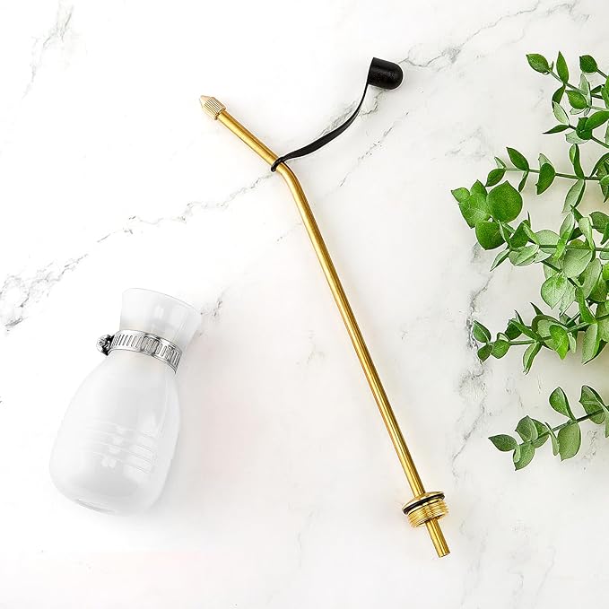 Boao Diatomaceous Earth Powder Duster Bulb Duster Sprayer 3.5 oz with Long Copper Garden Powder Applicator Dispenser for Organic Gardening Agricultural Supplies(White)