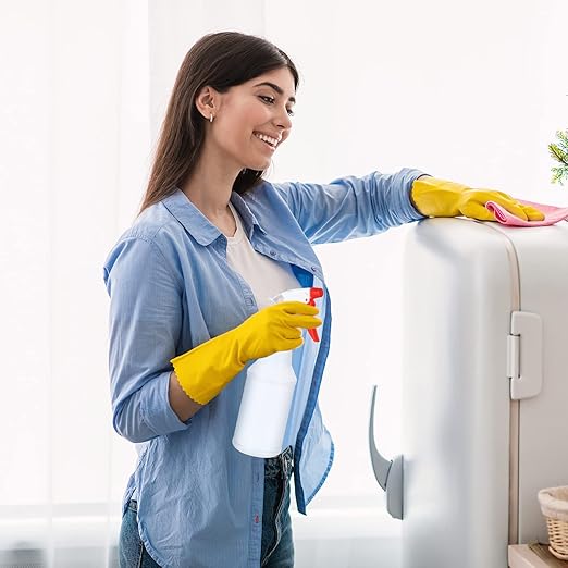 Sabary 18 Pack Spray Bottles in Bulk,16 oz Plastic Empty Clear Spray Bottles for Cleaning Solution Leak Proof Refillable with Label Funnels and Adjustable Nozzle for Home Gardening Commercial