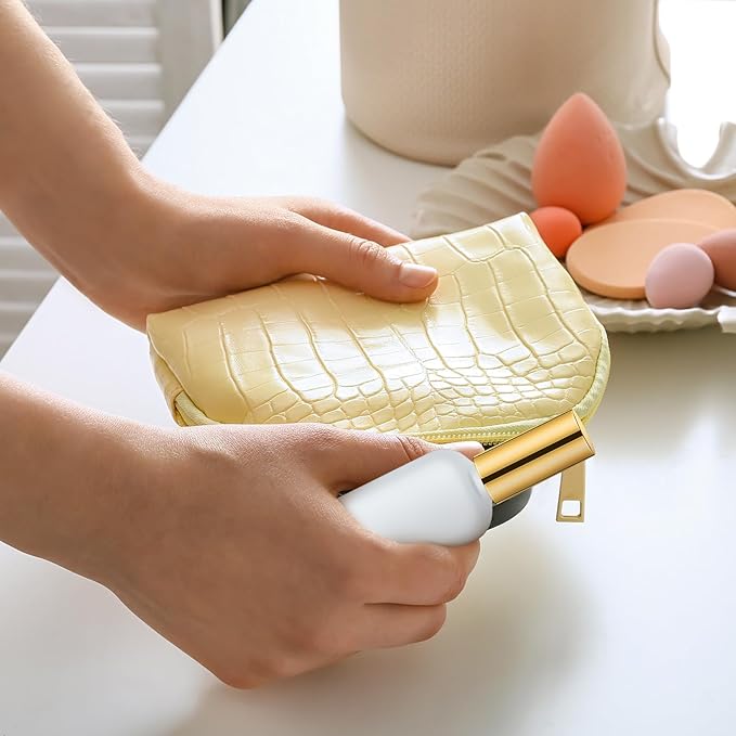 Tessco for you 20 Pcs 3.4 oz/100 ml Glass Spray Bottles Empty Perfume Atomizer Refillable Clear Decorative Empty Bottles with Fine Mist Sprayer Pump for Face Body Travel(Gold)