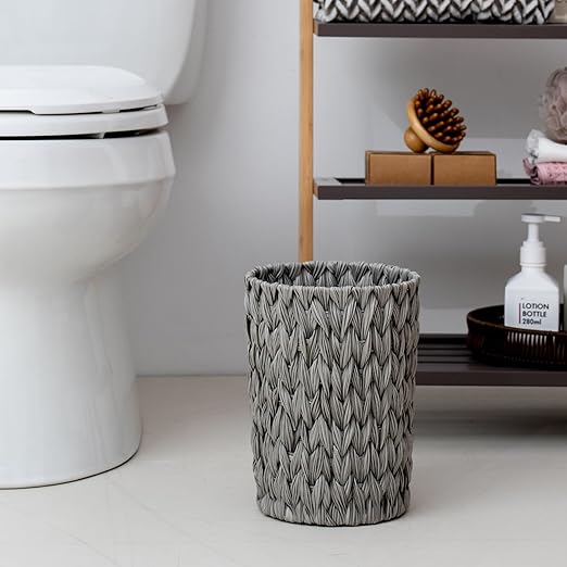 GRANNY SAYS Small Wicker Trash Can, 2 Gallon Bathroom Waste Basket, Small Bathroom Garbage Can, Plastic Trash Basket for Decor, Round Wastebaskets for Office, Bedroom, Cabinet, Grey