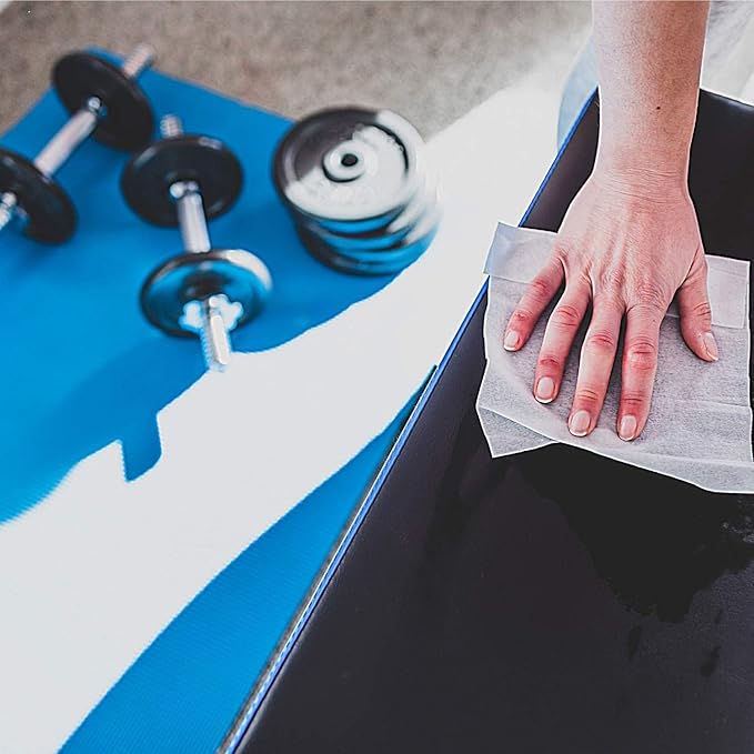 Zep All-Purpose Cleaner and Degreaser Concentrate 1 Gal (Case of 4) Professional Sprayer Bottle (Case of 12) - ZU0567128 - Cuts Through Grease, Grime and Dirt With Ease