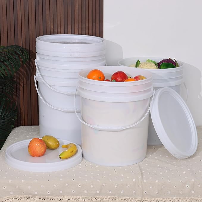 Farmoon 6.6 Gallon Plastic Buckets with Sealable Lids, 4 Pack White Round Plasitc Pails