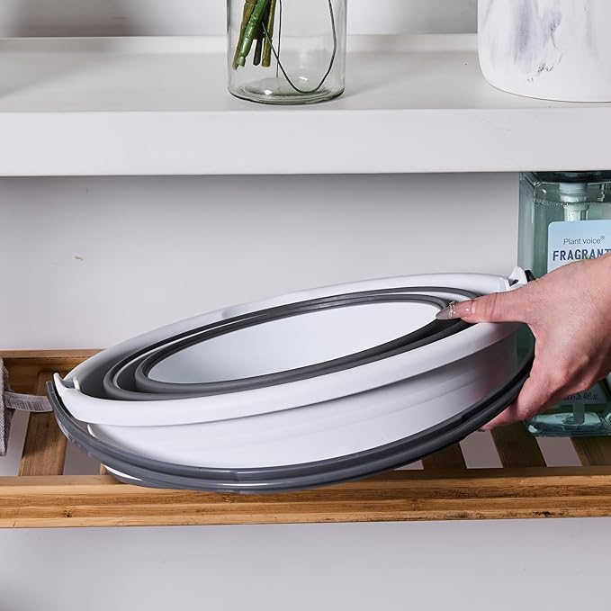 10L /2.6 Gal Large Collapsible Bucket with Handle - Portable Silicone Mop Bucket for Cleaning, Camping, Car Washing - Space-Saving for Outdoor, Fishing, Household – Pair of Silicone Gloves for Free