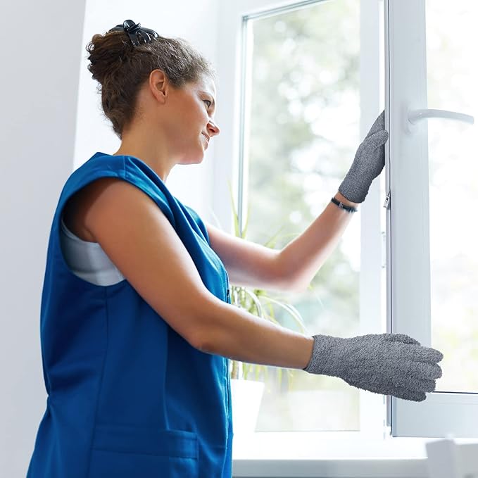 Patelai 3 Pairs Microfiber Plant Dusting Gloves Leaf Cleaning Gloves for Indoor Plants, Blinds, Furniture, House(Large,Black, White, Gray)