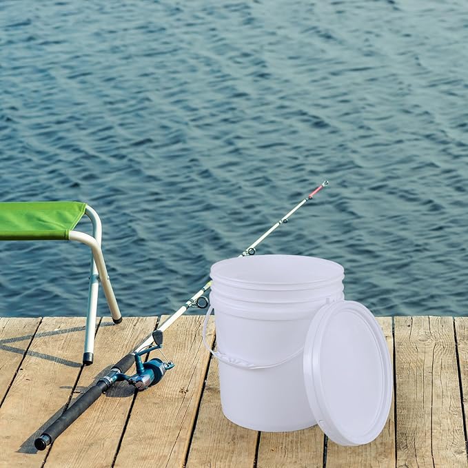 Farmoon 6.6 Gallon Plastic Buckets with Sealable Lids, 4 Pack White Round Plasitc Pails