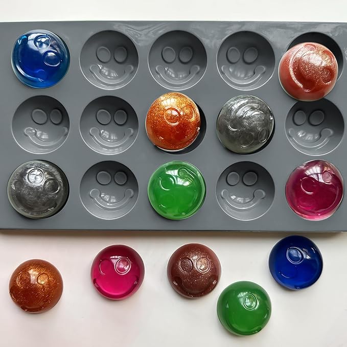 4 Pcs Chocolate Candy Silicone Molds, 3D Cute Smiley Face Silicone Molds, Non-stick Emoticon Themed Baking Moulds for Homemade Treats Dessert Chocolate Bomb Jelly Candy Cute Ice Trays