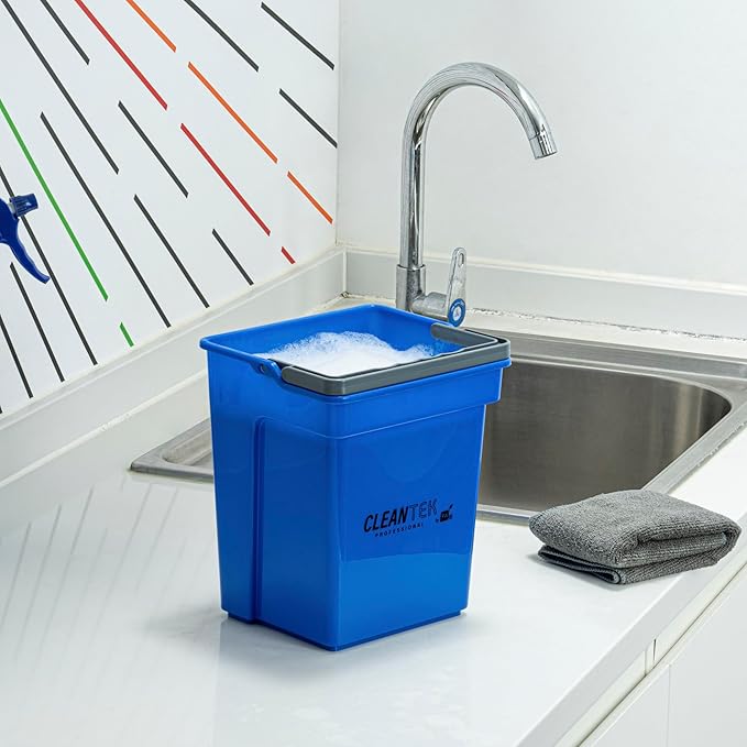 Restaurantware-Clean Tek Professional 4 Quart Cleaning Bucket, 1 Utility Pail with Handle - Heavy-Duty, Portable, Blue Plastic Washing Pail, Perfect for Household, Outdoor, Car Wash and More