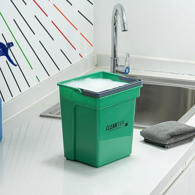 Restaurantware-Clean Tek Professional 4 Quart Cleaning Bucket, 1 Utility Pail with Handle - Heavy-Duty, Portable, Green Plastic Washing Pail, Perfect for Household, Outdoor, Car Wash and More