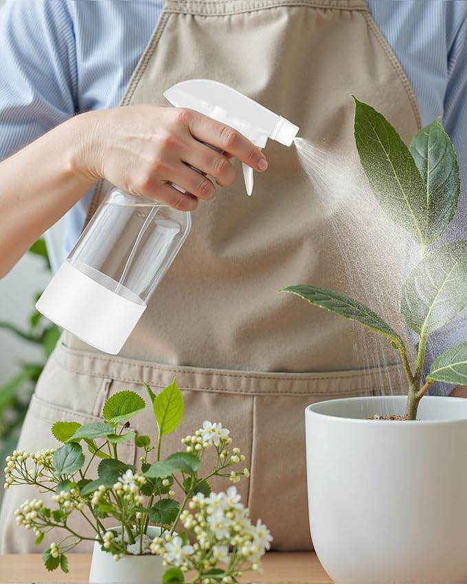 2 Pack Glass Spray Bottles 8 oz, Empty Refillable Containers with Silicone Sleeve Protection, Glass Spray Bottles for Cleaning Solutions, Hair and Plants with Adjustable Nozzles Black&White