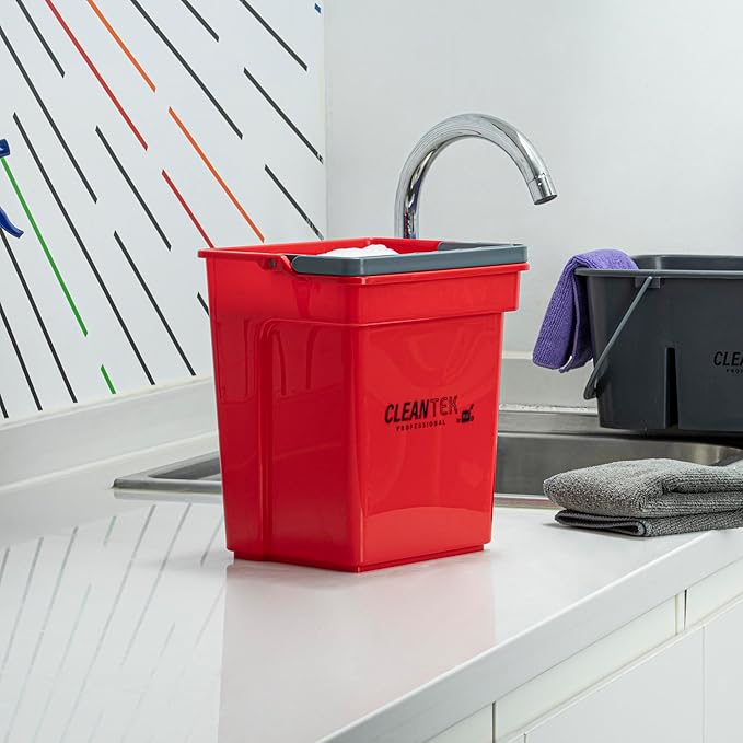 Restaurantware-Clean Tek Professional 4 Quart Cleaning Bucket, 1 Utility Pail with Handle - Heavy-Duty, Portable, Red Plastic Washing Pail, Perfect for Household, Outdoor, Car Wash and More