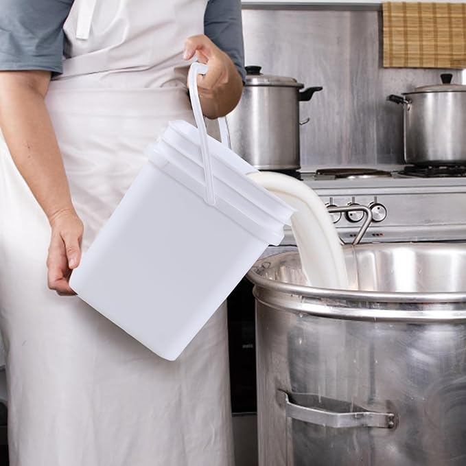 5 Gallon White Square Bucket with Lid and Handle, 4 Pcs Plastic Square Food Storage Pail with Handle