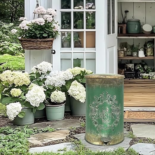 Retro Outdoor Trash Can with Lid 17L/4.5 Gallon Waste Container with Pedal Garbage Poop Bin Kitchen Waste Bins Touchless Bathroom Garbage Can Room Park Garden Decor