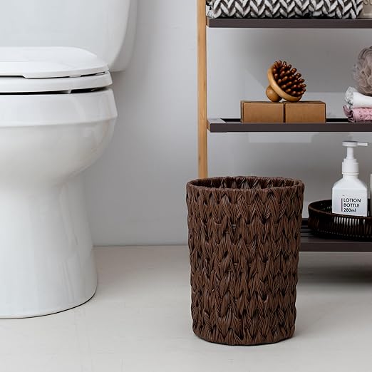 GRANNY SAYS Small Wicker Trash Can, 2 Gallon Bathroom Waste Basket, Small Bathroom Garbage Can, Plastic Trash Basket for Decor, Round Wastebaskets for Office, Bedroom, Cabinet, Brown