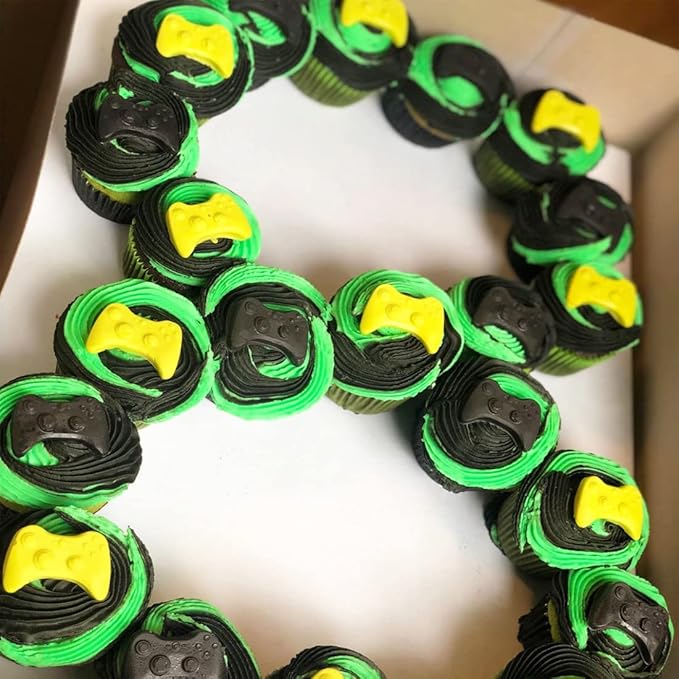 Sakolla Game Controller Silicone Molds, 16 Cavity Non Stick Video Game Controller Molds for Chocolate, Candy, Cake Decoration, Cake Pops, Resin