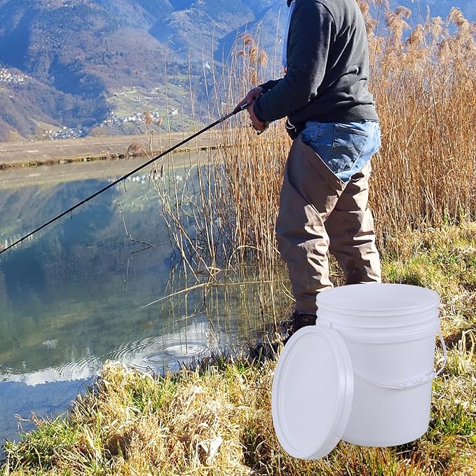 6.6 Gallon White Plastic Bucket with Lid, Round Food Grade Bucket Pail, 4-Pack
