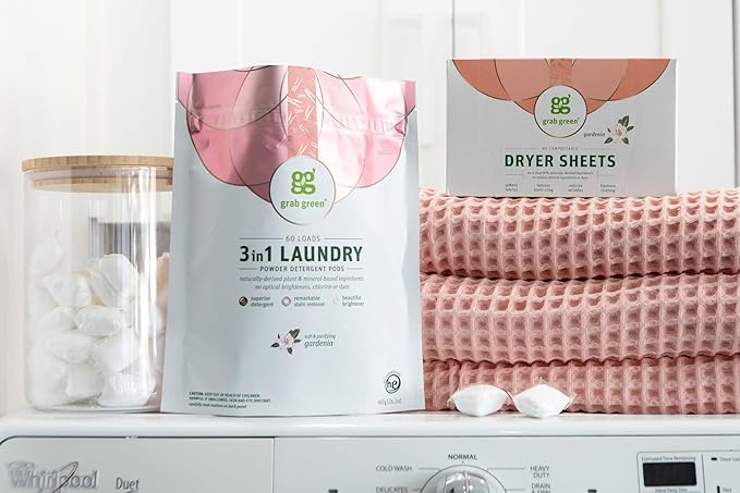 Grab Green 3-in-1 Laundry Detergent Pods, 60 Count, Gardenia Scent, Plant and Mineral Based, Superior Cleaning Power, Stain Remover, Brightens Clothes