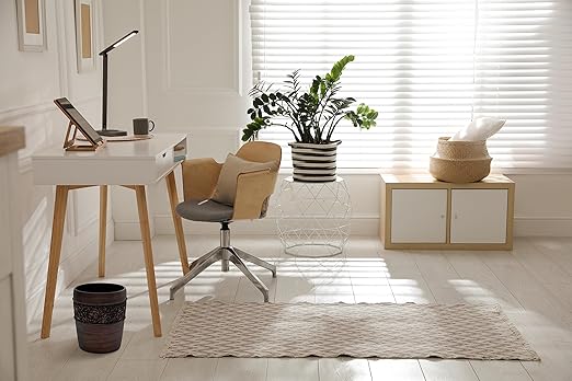 Essentra Home Small Trash Can – Decorative Bronze Wastebasket Ideal for Bathroom, Bedroom or Office – Garbage Can with 2.2 Gallon Capacity – Bronze Collection