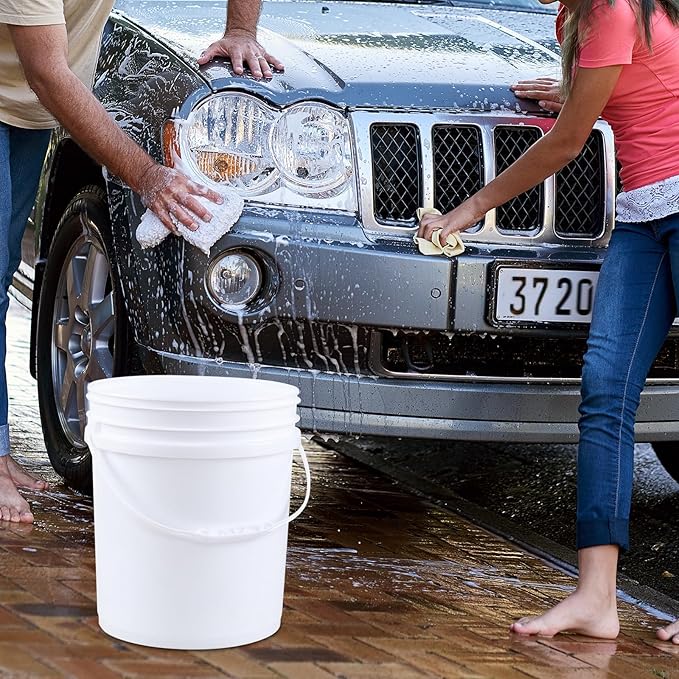 7 Gallon White Plastic Bucket Pail with Lid, Set of 4 Food Storage Bucket Containers with Plastic Handle