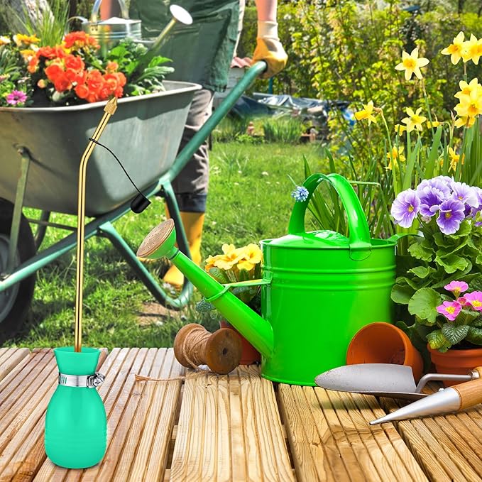 Boao Diatomaceous Earth Powder Duster Bulb Duster Sprayer 3.5 oz with Long Copper Garden Powder Applicator Dispenser for Organic Gardening Agricultural Supplies(Light Green)