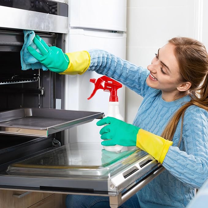 Eccliy 20 Pack 16oz Empty Spray Bottles, Leakproof Cleaning Bottles with Measurement and Adjustable Nozzle for Housekeeping, Commercial Use(Cylinder,Red Spray Head)