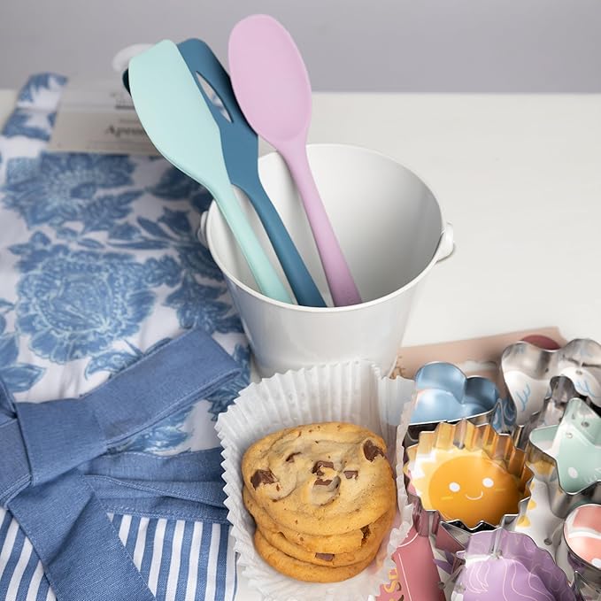 Small Metal Buckets with Handles - Leak-Proof Galvanized Pail - Multipurpose Tin Buckets for Party Favors, Organization, School, Weddings, Garden - Set of 6, White