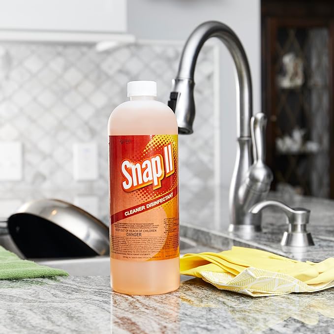 Snap II Cleaner Disinfectant, Cleans, Disinfects and Deodorizes, Concentrated Cleaner, Sanitizer, Fungicide, Virucide and Mildewstat, Phosphate Free, Market America (32 fl. oz.)