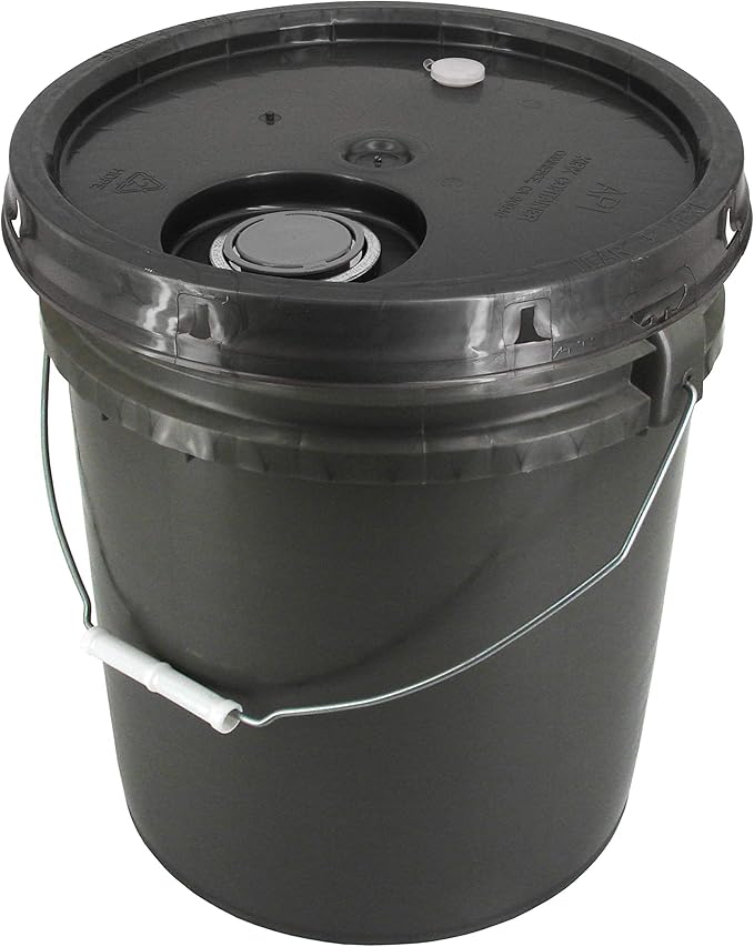 Grey 5 Gallon 90 mil Bucket with Snap On Lid (Grey)