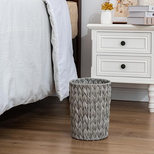 GRANNY SAYS Small Wicker Trash Can, 2 Gallon Bathroom Waste Basket, Small Bathroom Garbage Can, Plastic Trash Basket for Decor, Round Wastebaskets for Office, Bedroom, Cabinet, Grey