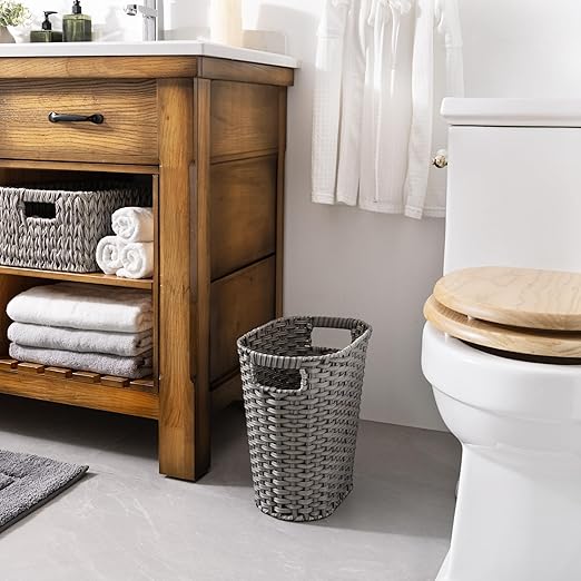 GRANNY SAYS Wicker Bathroom Trash Can, Wicker Waste Basket for Bathroom, Office Trash Can, Trash Bin for Bedroom, Wastebasket with Handles, 19 Liters/5 Gallons
