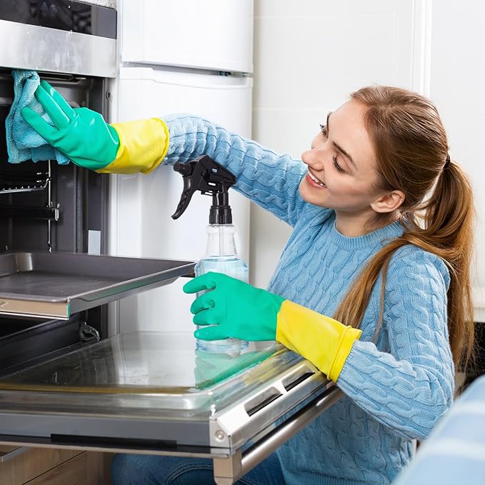 Eccliy 20 Pack 16oz Empty Spray Bottles, Leakproof Cleaning Bottles with Measurement and Adjustable Nozzle for Housekeeping, Commercial Use(Clear Cylinder,Black Spray Head)