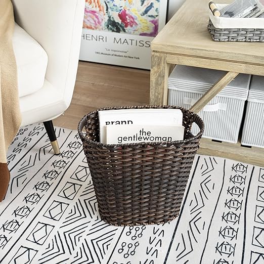 GRANNY SAYS Wicker Trash Can, Bathroom Trash Can with Handles, Wicker Waste Basket for Bathroom, Waste Basket for Bedroom, Decorative Wicker Wastebasket, 19 Liters/5 Gallons, 1-Pack Dark Brown