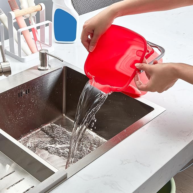 Irenare 16 Pcs Sanitizing Bucket 3 Quart Cleaning Pail Small Detergent Square, Spout and Handle Plastic Utility Sanitizer Buckets for Restaurant Kitchen Home Offices (Red)