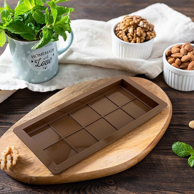 Quacc 2 PCS Dubai Chocolate Bar Molds with Spatulas, Flexible Silicone Chocolate Mold Candy Bar Mold for DIY Baking (Brown)