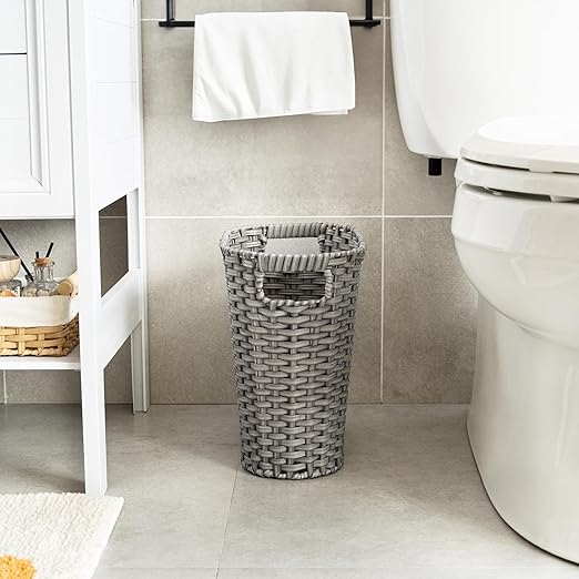 GRANNY SAYS Wicker Bathroom Trash Can, Wicker Waste Basket for Bathroom, Office Trash Can, Trash Bin for Bedroom, Wastebasket with Handles, 19 Liters/5 Gallons